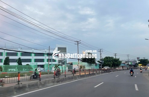 7 tỷ 2 - 100m ngang hơn 8m nhà 3 tầng kiên cố sát Vạn Phúc City - HẺM XE HƠI TỚI CỬA
